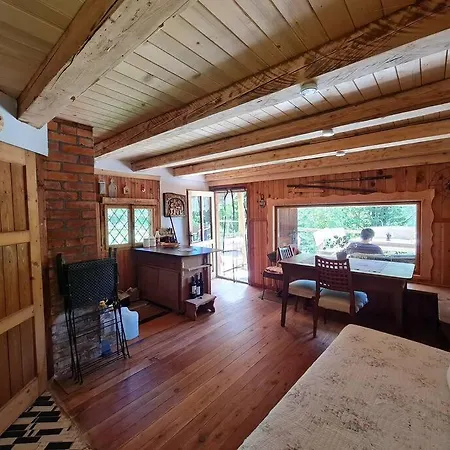 Stern Cabin 公寓 Zirovnica